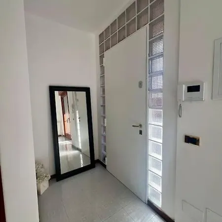 Apartment Open Space Flat Close To Metro Mm3